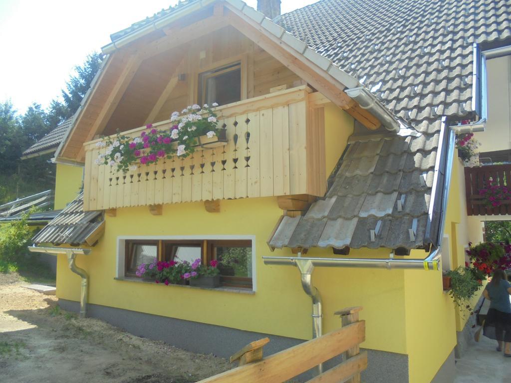 Farmhouse Pri Miklavu بوينج المظهر الخارجي الصورة